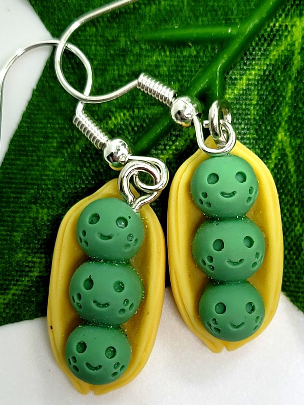 Pea and Broccoli earrings